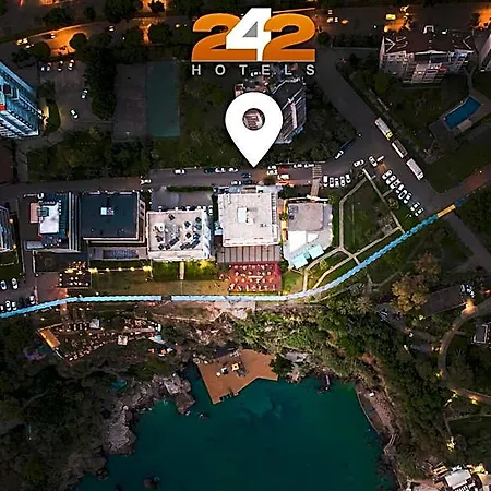 Tema 242 Hotel-3